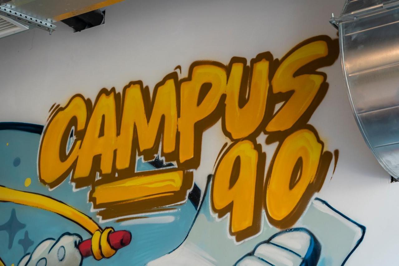 Hotel Campus 90 - Free Parking Varna Buitenkant foto